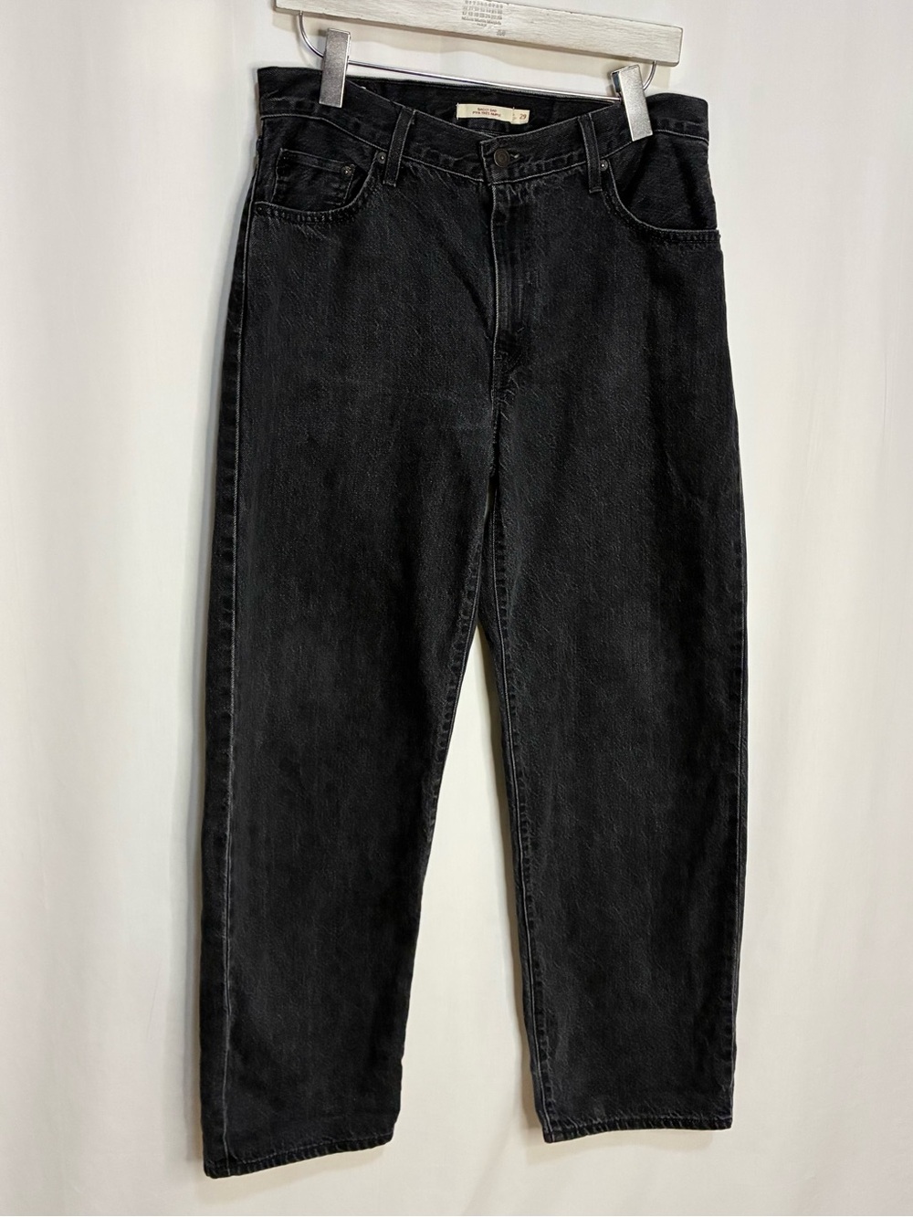 Levi’s Baggy Dad Jeans - Picture 2 of 7